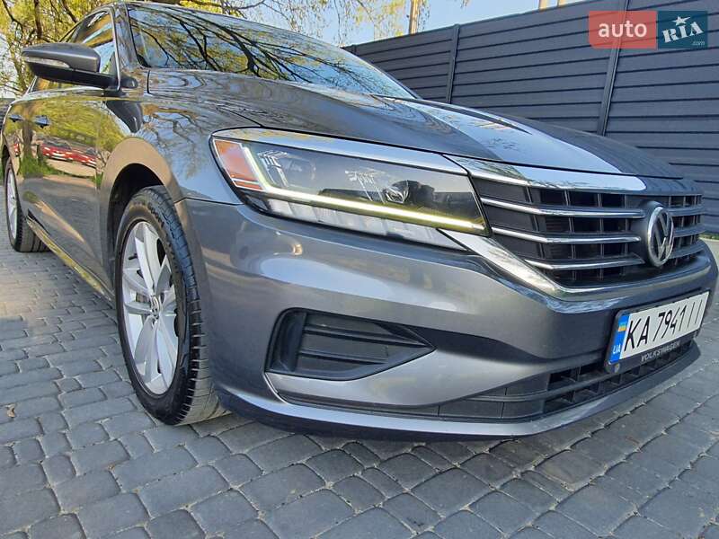 Седан Volkswagen Passat 2020 в Киеве