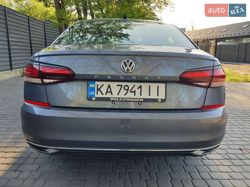 Седан Volkswagen Passat 2020 в Киеве