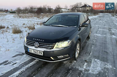 Седан Volkswagen Passat 2012 в Дніпрі