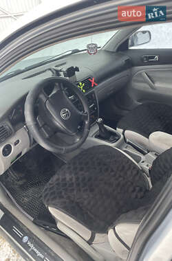 Седан Volkswagen Passat 1998 в Фастове