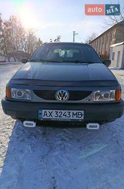 Универсал Volkswagen Passat 1989 в Харькове