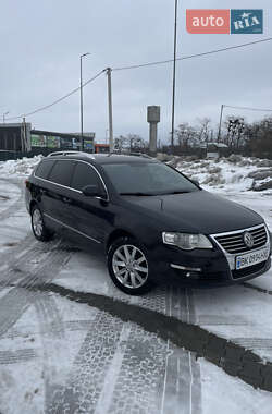 Универсал Volkswagen Passat 2008 в Сарнах