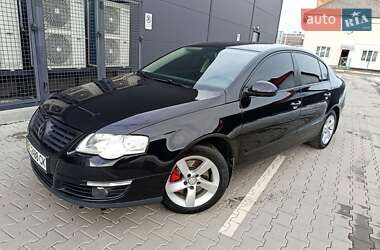 Седан Volkswagen Passat 2008 в Стрию