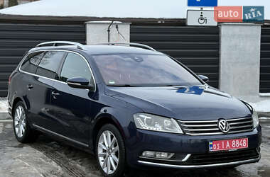 Універсал Volkswagen Passat 2012 в Старокостянтинові
