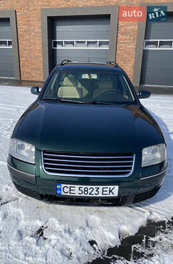 Універсал Volkswagen Passat 2002 в Чернівцях