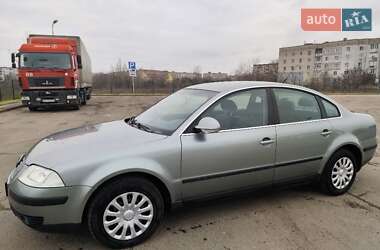 Седан Volkswagen Passat 2004 в Вознесенске