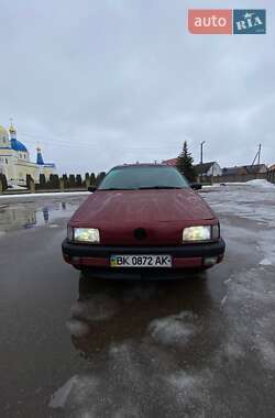 Универсал Volkswagen Passat 1992 в Костополе