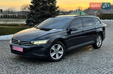 Універсал Volkswagen Passat 2021 в Львові