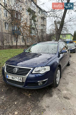 Універсал Volkswagen Passat 2005 в Києві