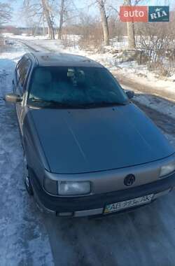 Седан Volkswagen Passat 1991 в Баре