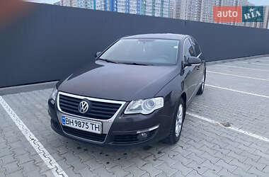 Седан Volkswagen Passat 2008 в Одессе