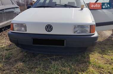 Седан Volkswagen Passat 1992 в Одессе