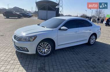 Седан Volkswagen Passat 2016 в Одессе