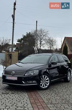 Универсал Volkswagen Passat 2011 в Нововолынске