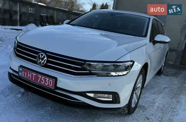 Универсал Volkswagen Passat 2021 в Нововолынске