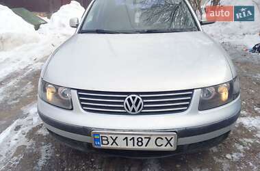 Седан Volkswagen Passat 1997 в Збараже