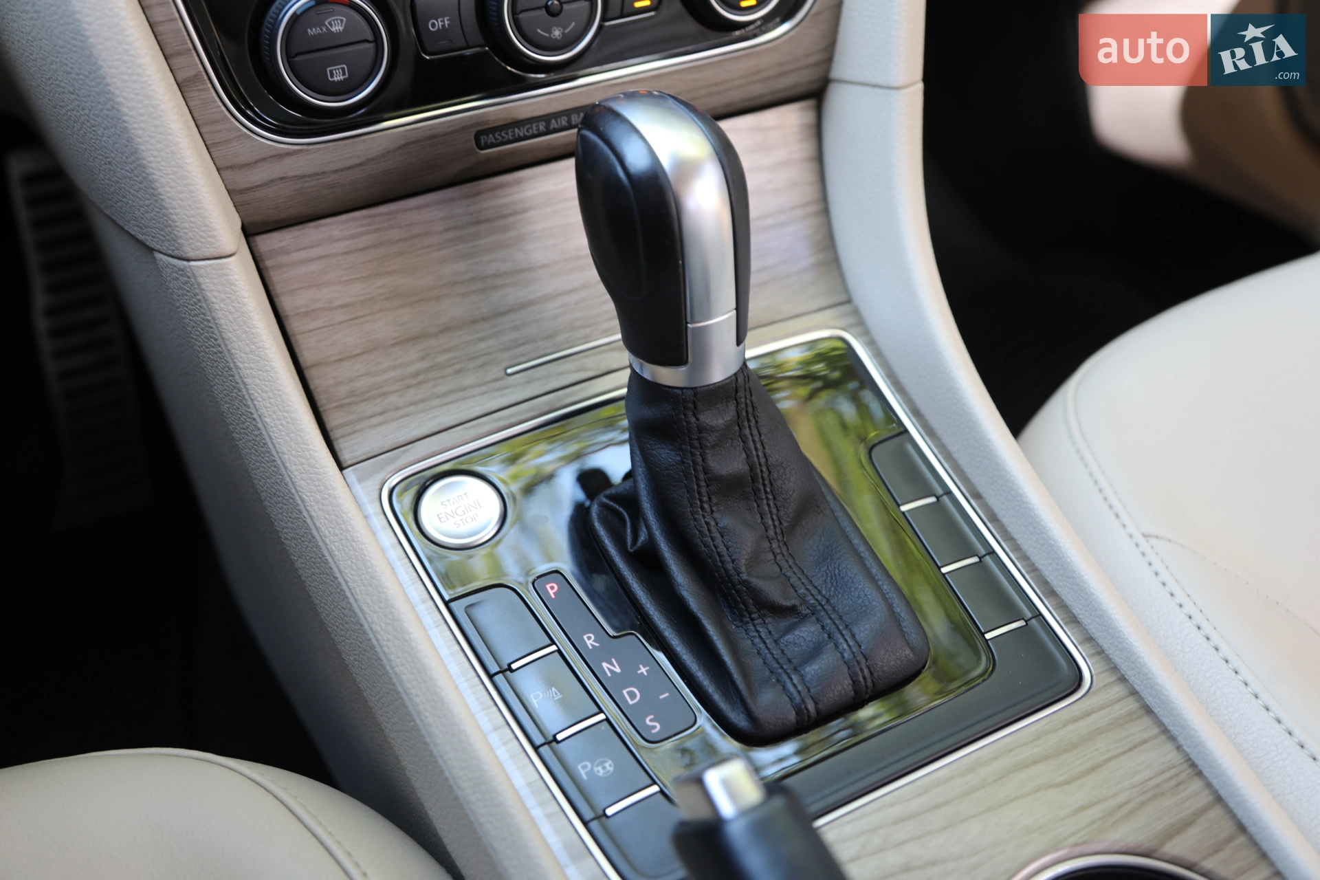 2016 Volkswagen Passat - мініатюра 23