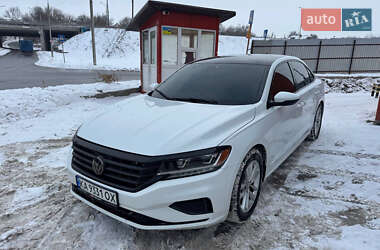 Седан Volkswagen Passat 2020 в Дніпрі