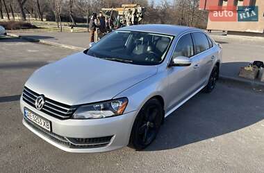 Седан Volkswagen Passat 2012 в Кривом Роге