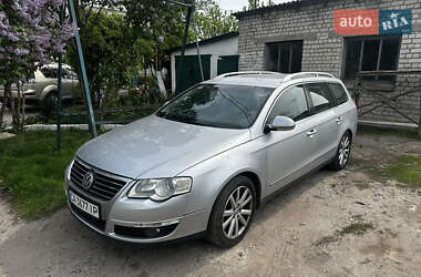 Універсал Volkswagen Passat 2010 в Черкасах