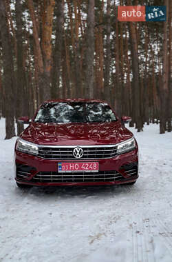 Седан Volkswagen Passat 2018 в Сумах