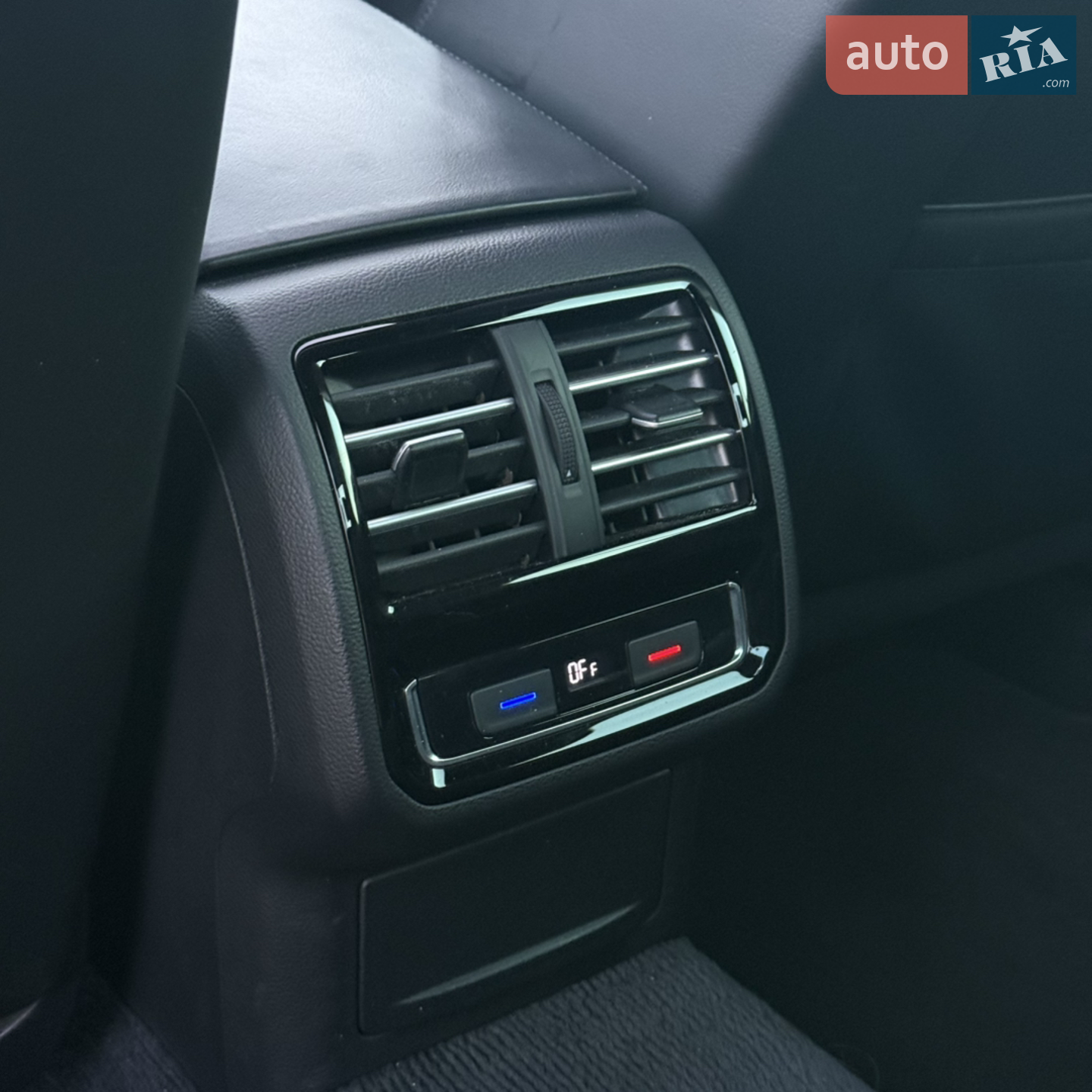 2016 Volkswagen Passat - мініатюра 11