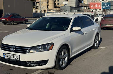 Седан Volkswagen Passat 2013 в Киеве