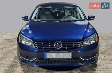 Седан Volkswagen Passat 2013 в Одесі