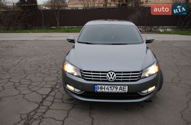 Седан Volkswagen Passat 2014 в Одесі