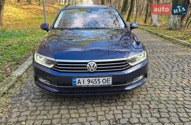 Универсал Volkswagen Passat 2015 в Черновцах