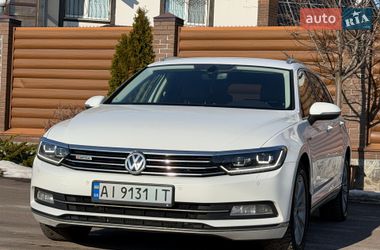 Универсал Volkswagen Passat 2015 в Киеве