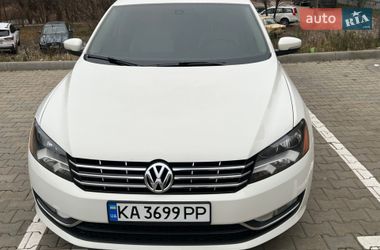 Седан Volkswagen Passat 2013 в Києві