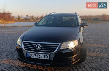 Универсал Volkswagen Passat 2009 в Жовкве