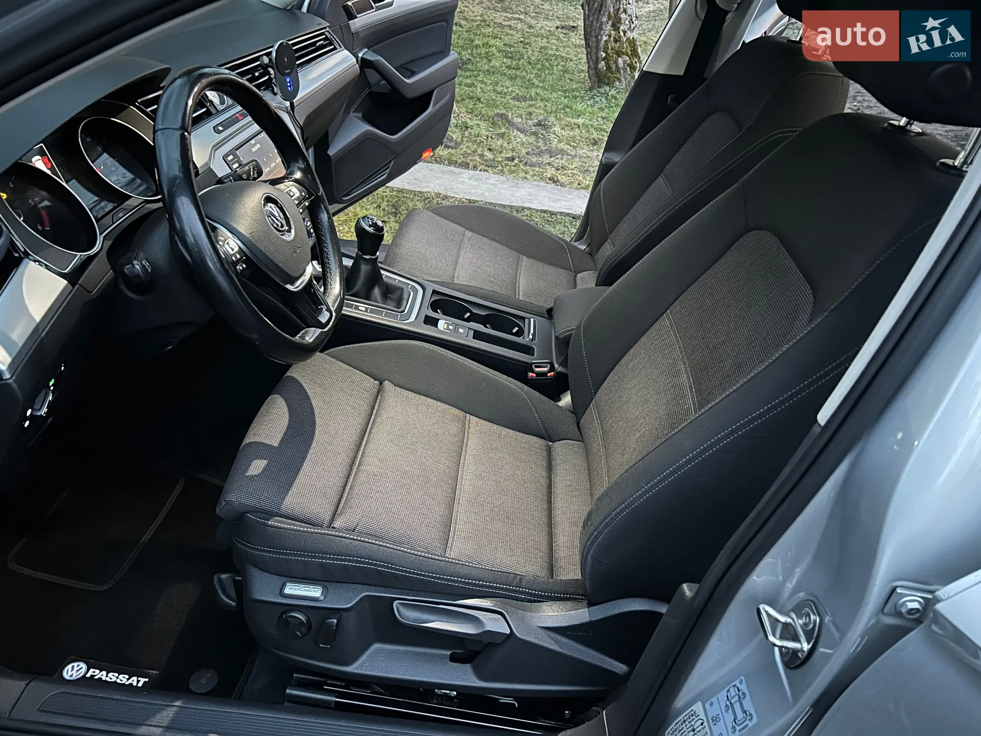 2015 Volkswagen Passat - мініатюра 23