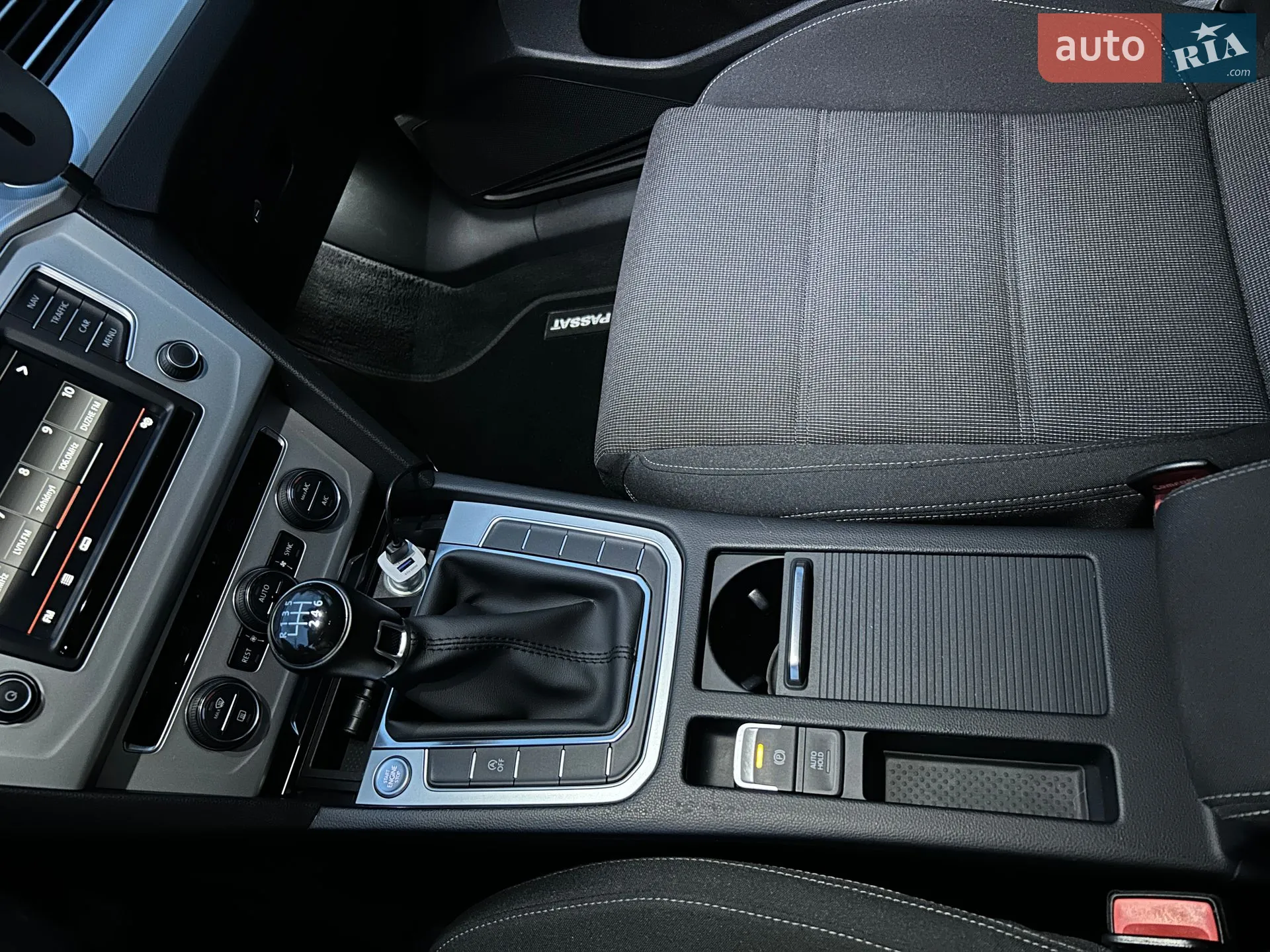 2015 Volkswagen Passat - мініатюра 39