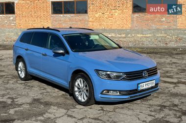 Універсал Volkswagen Passat 2015 в Кам'янці