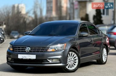 Седан Volkswagen Passat 2017 в Одессе