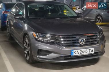 Седан Volkswagen Passat 2021 в Киеве