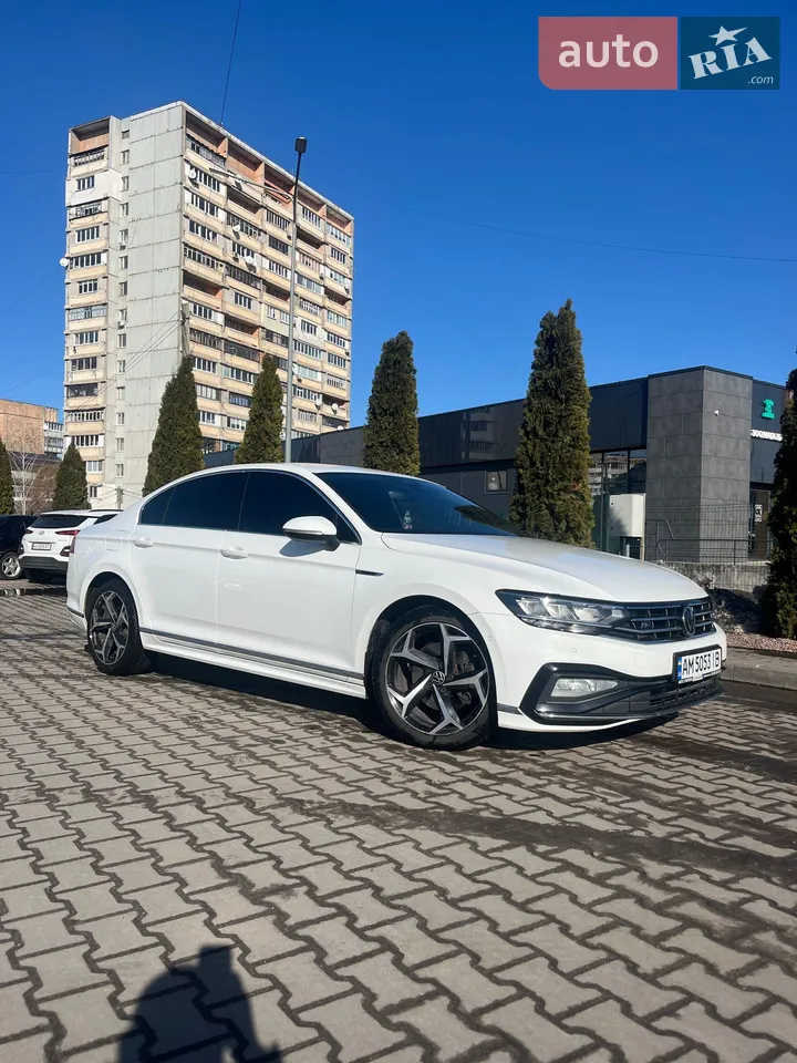 2021 Volkswagen Passat - мініатюра 20
