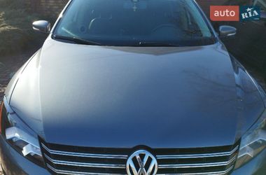 Седан Volkswagen Passat 2013 в Одессе