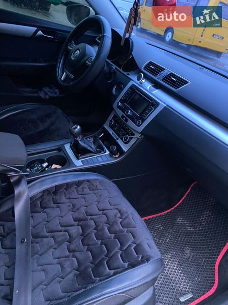 Седан Volkswagen Passat 2011 в Тернополе
