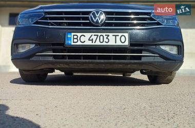 Универсал Volkswagen Passat 2021 в Львове