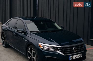 Седан Volkswagen Passat 2020 в Первомайске