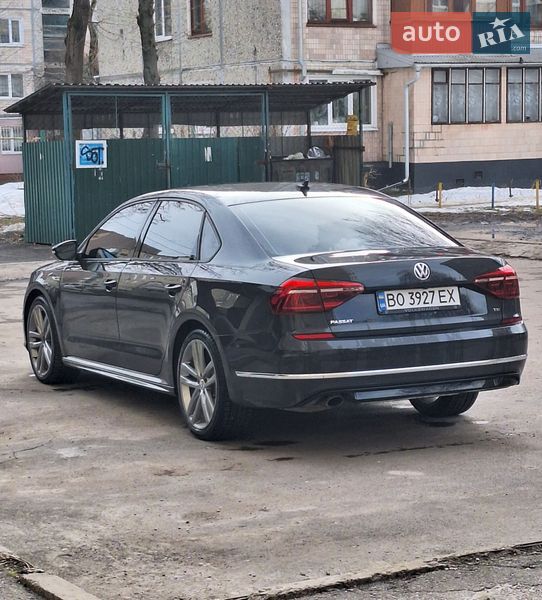 Седан Volkswagen Passat 2018 в Тернополе