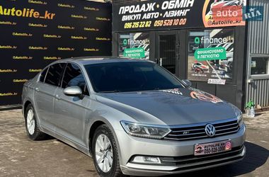 Седан Volkswagen Passat 2015 в Кривом Роге