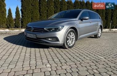 Универсал Volkswagen Passat 2021 в Дунаевцах