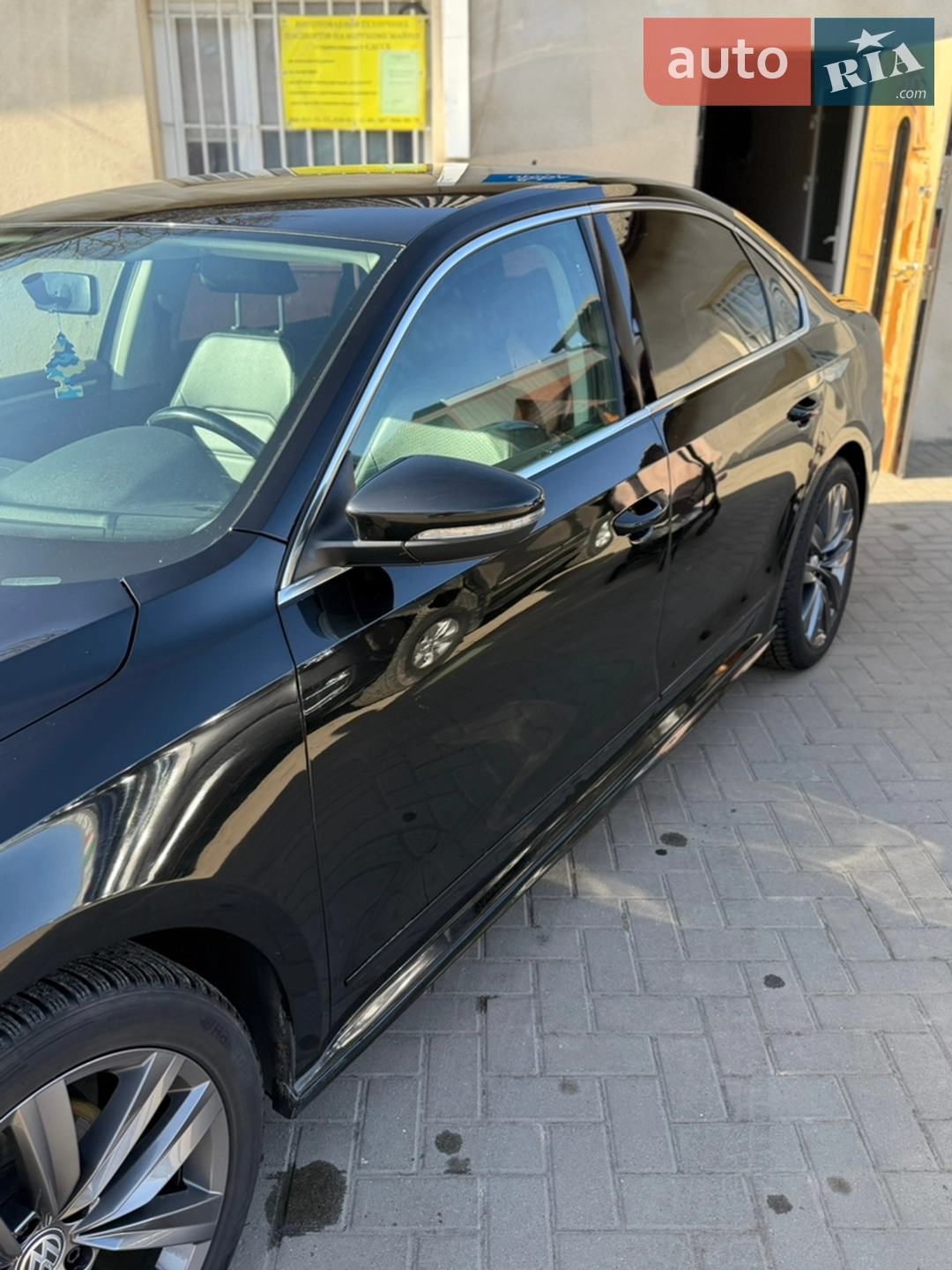 2016 Volkswagen Passat - мініатюра 2