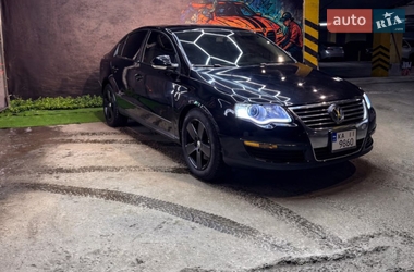 Седан Volkswagen Passat 2007 в Киеве