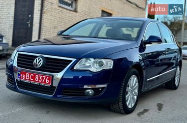 Седан Volkswagen Passat 2007 в Ровно