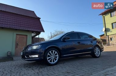 Седан Volkswagen Passat 2012 в Коломые